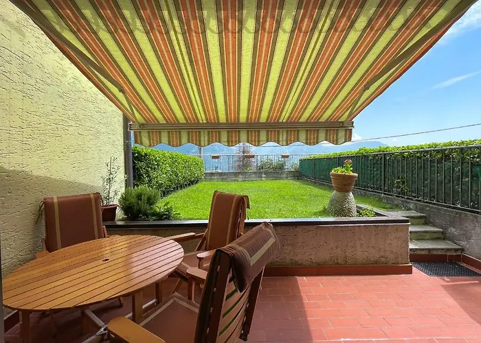 La Gioiosa Apartment With Garden Terrace